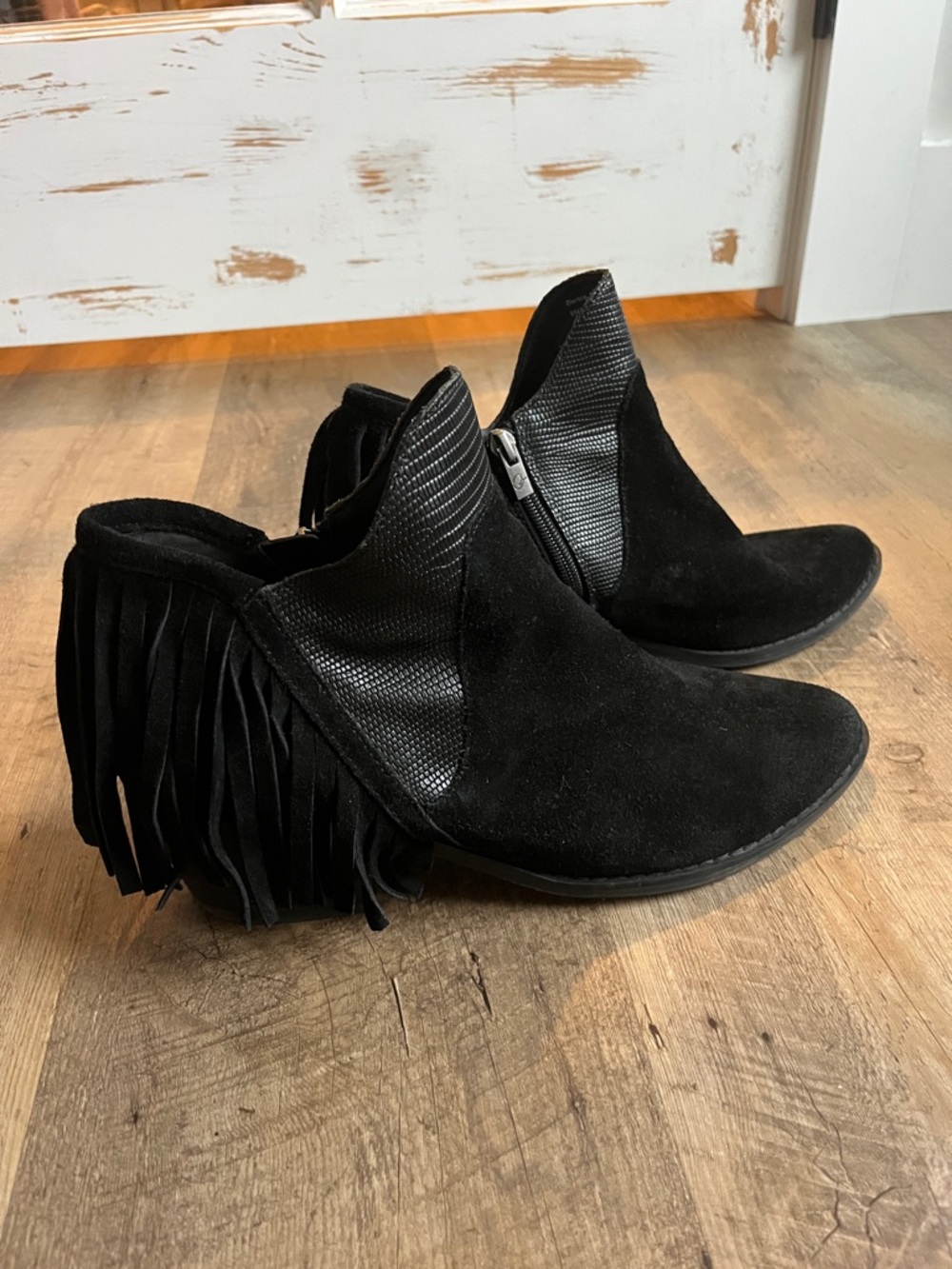 Women's  Derbie Black Suede Fringe Ankle Booties